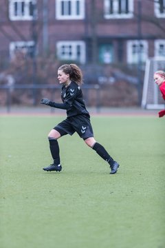 Bild 301 - F Eimsbuettel - wBJ Harburger TB : Ergebnis: 2:1